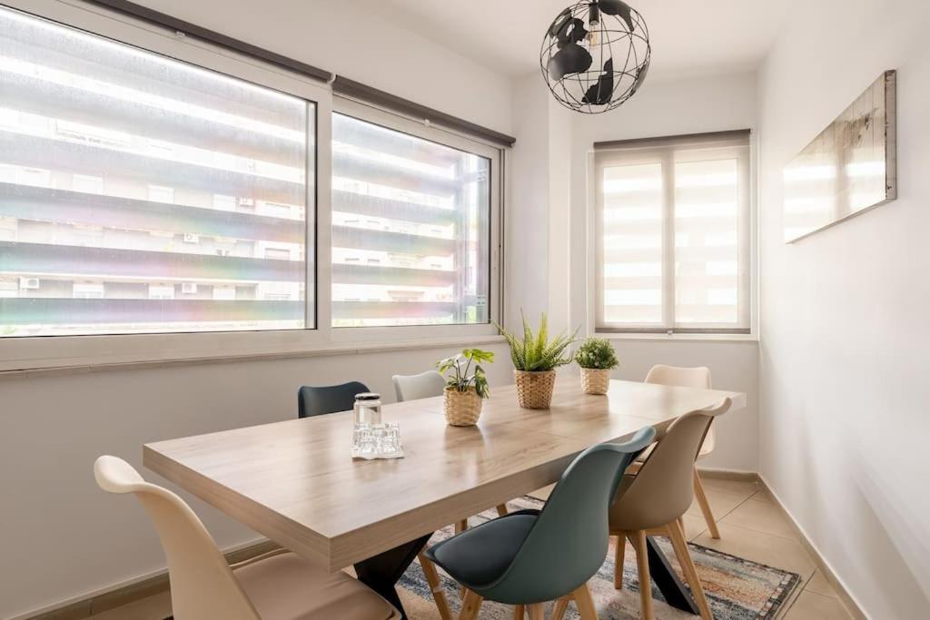 Brand New Bright Modern 6Bdr Apt-1Min To Acropolis Athena Bagian luar foto