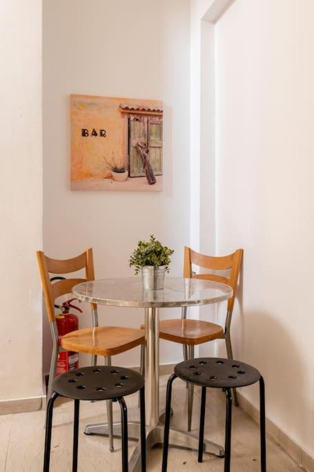 Brand New Bright Modern 6Bdr Apt-1Min To Acropolis Athena Bagian luar foto